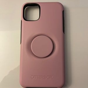 Otter+Pop iPhone 11 Pro Max case